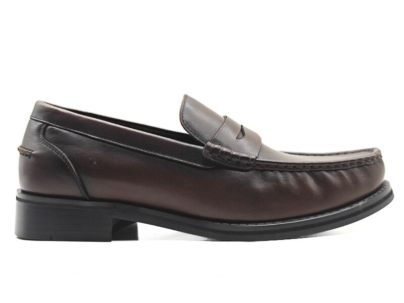 Chic Dark Brown Leather Slip - on Tassel Loafers