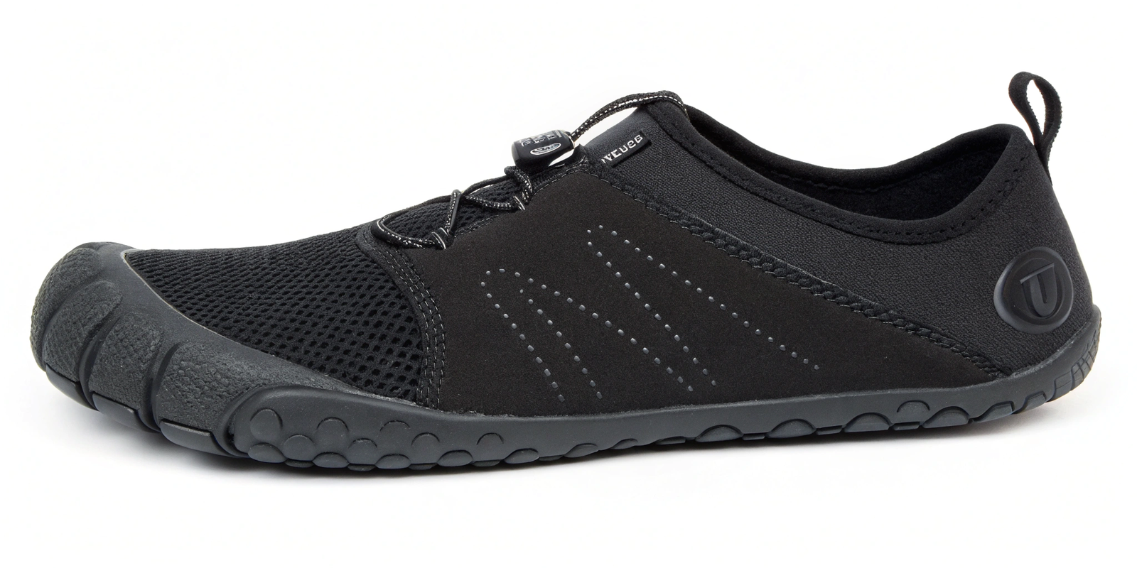 minimalist-shoes--often-referred-to-as--barefoot-s